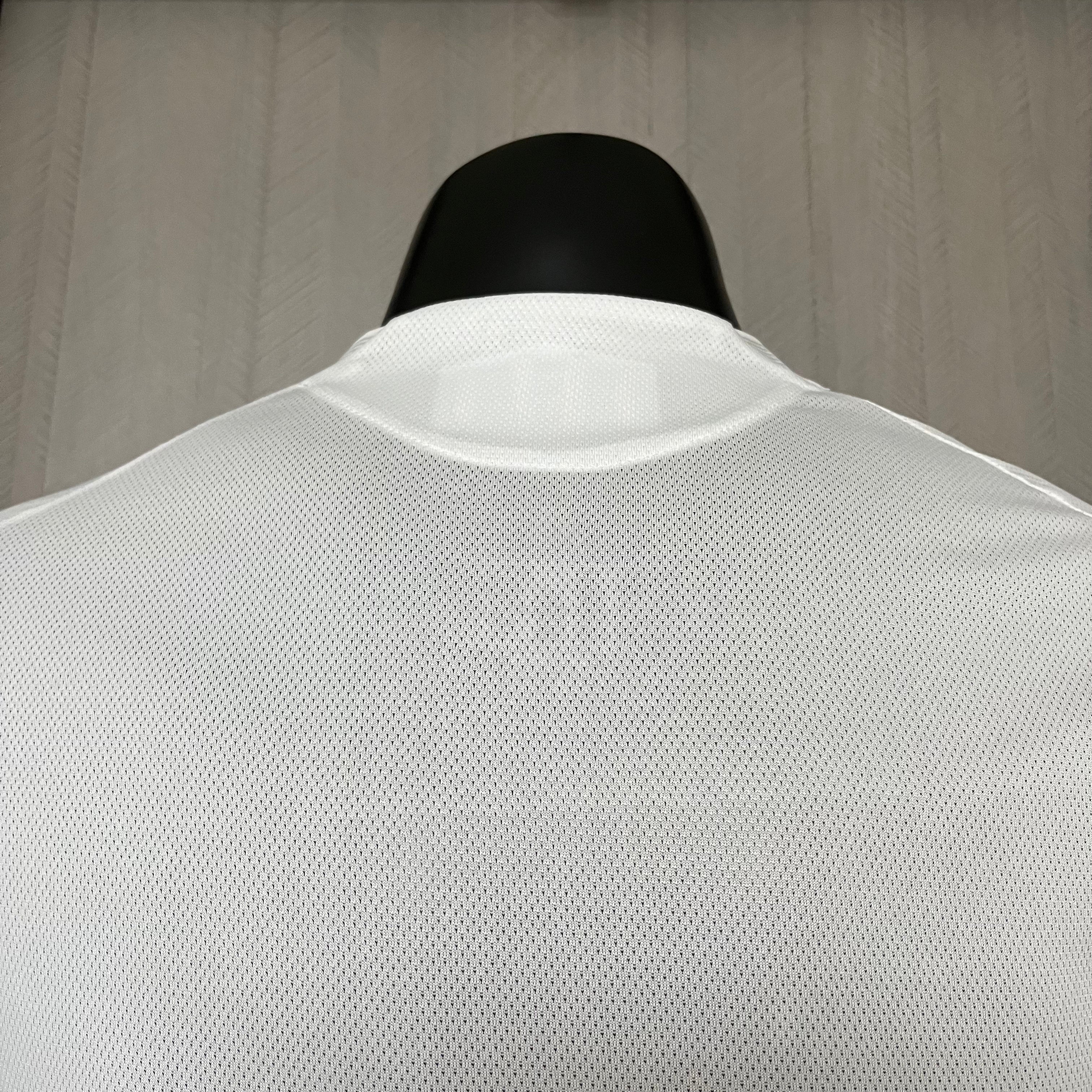 Camisa Versão Jogador Real Madrid Home 25/26