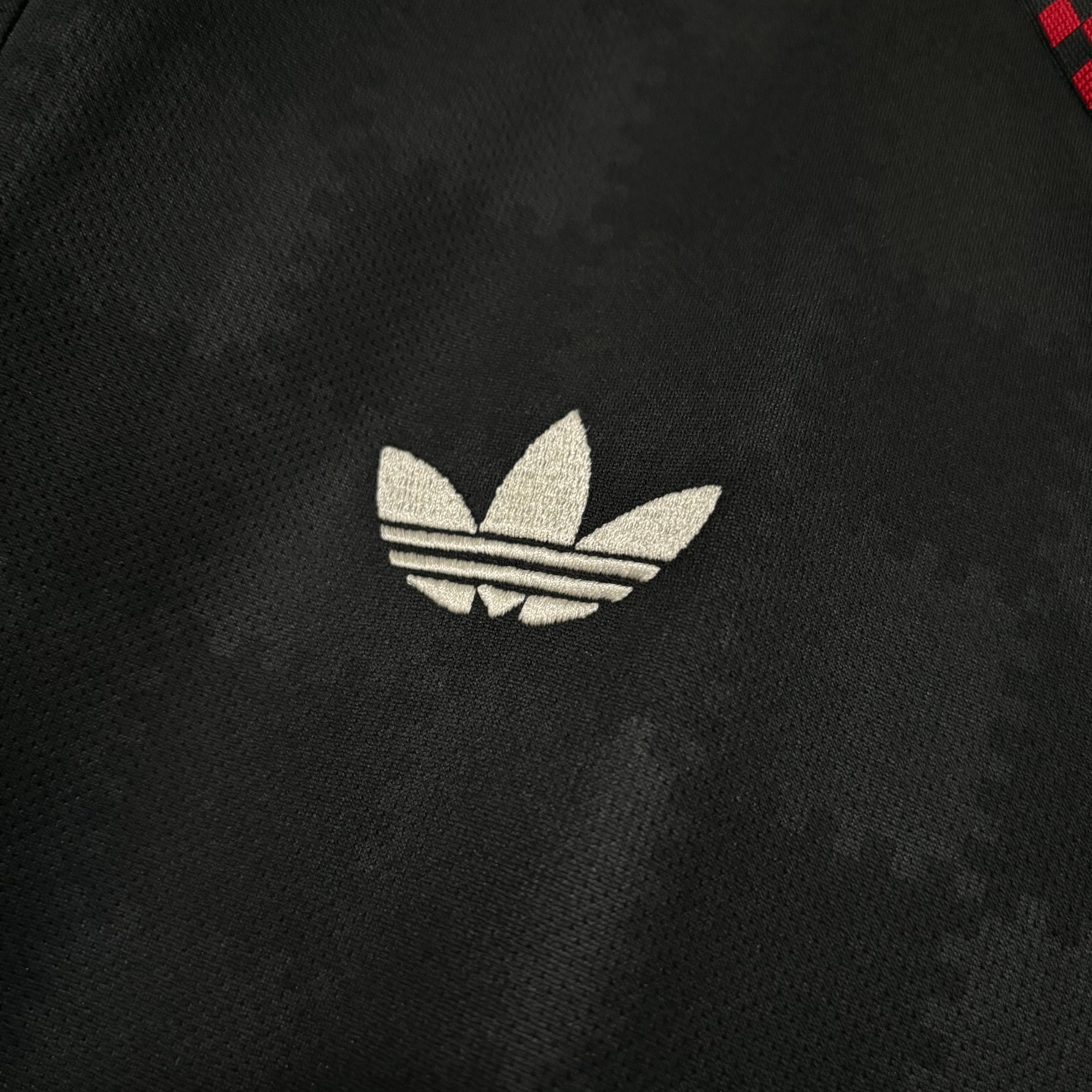 Terceira Camisa Bayern de Monique 25/26
