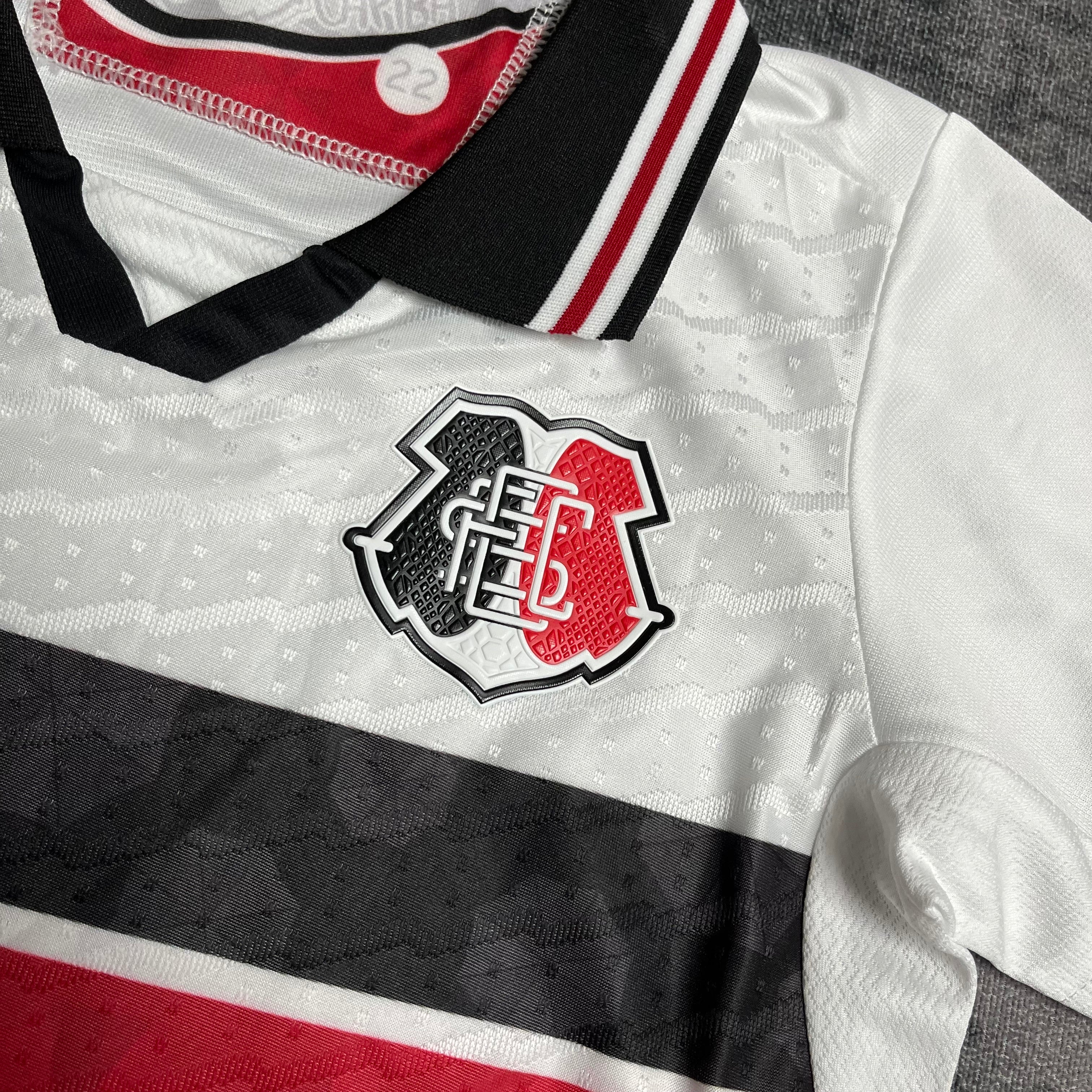 Kit Infantil Santa Cruz Visitante 25/26