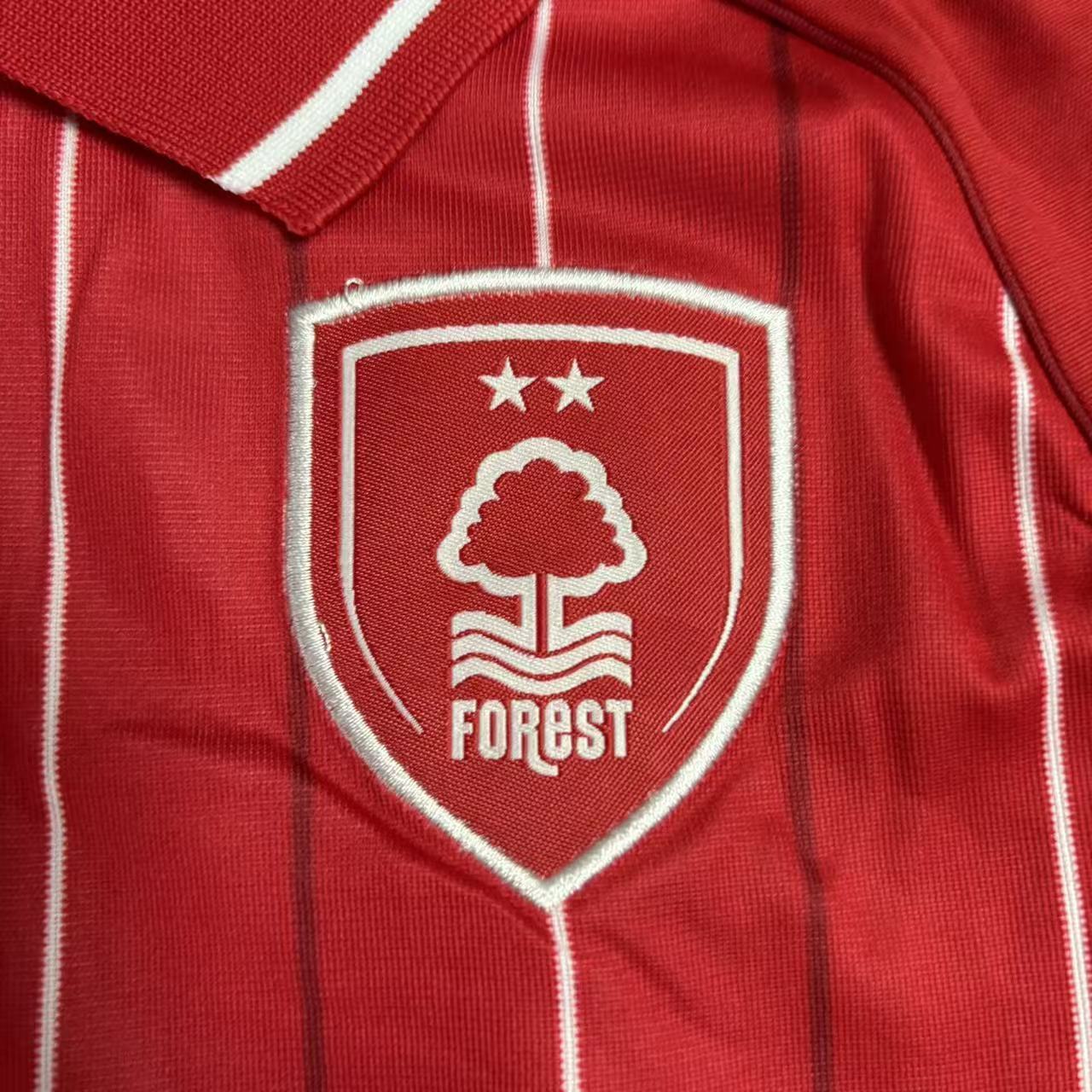 Kit Infantil Nottingham Forest Home 25/26