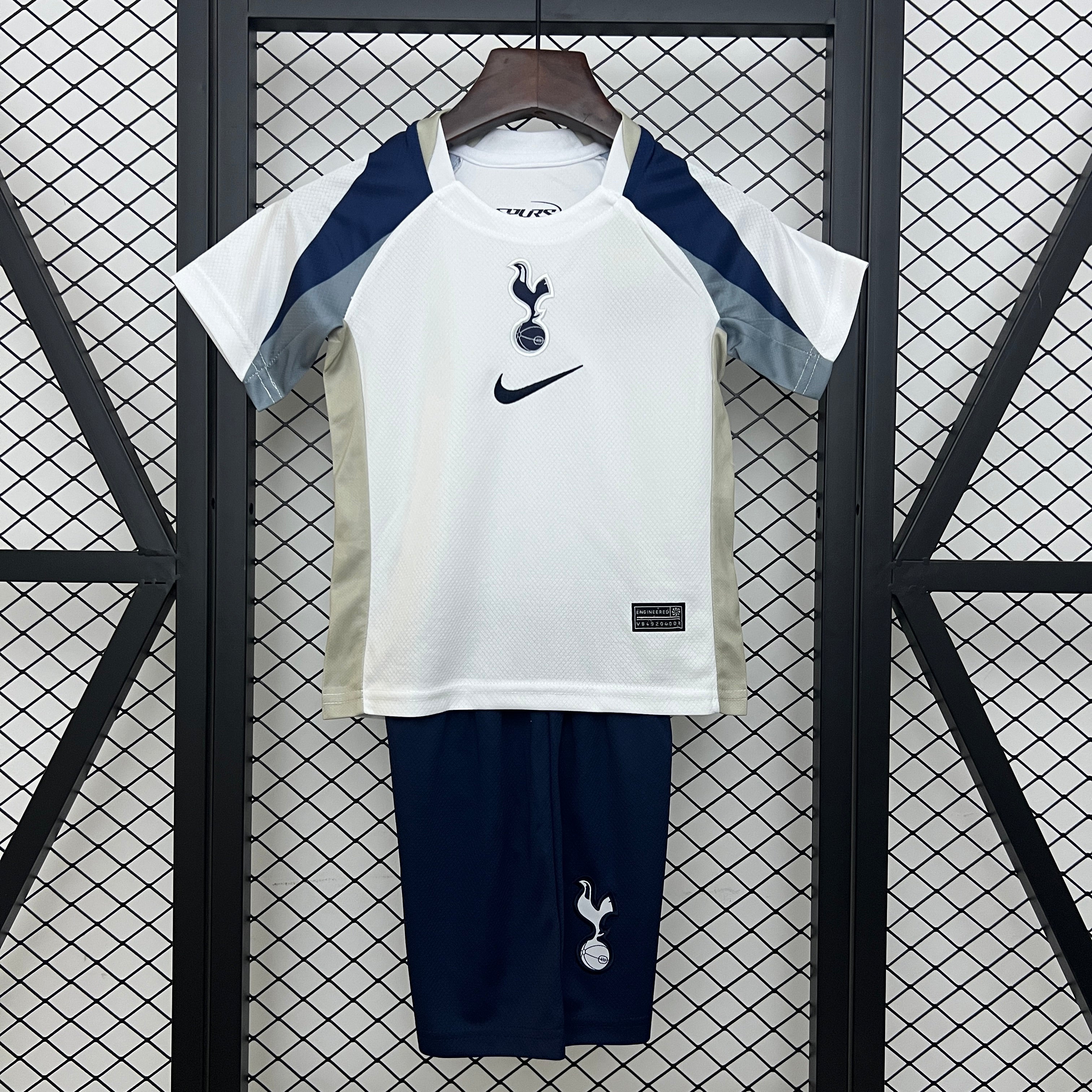 Kit Infantil Tottenham Home 25/26