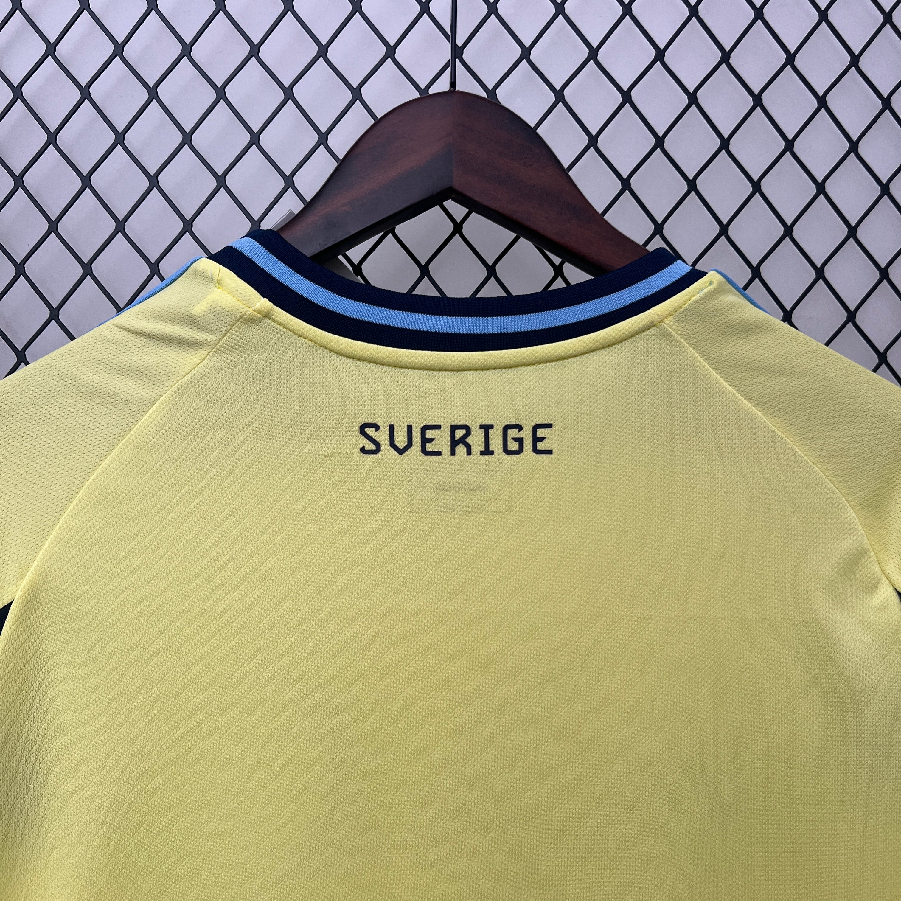 Camisa Seleção Suécia Home 2024