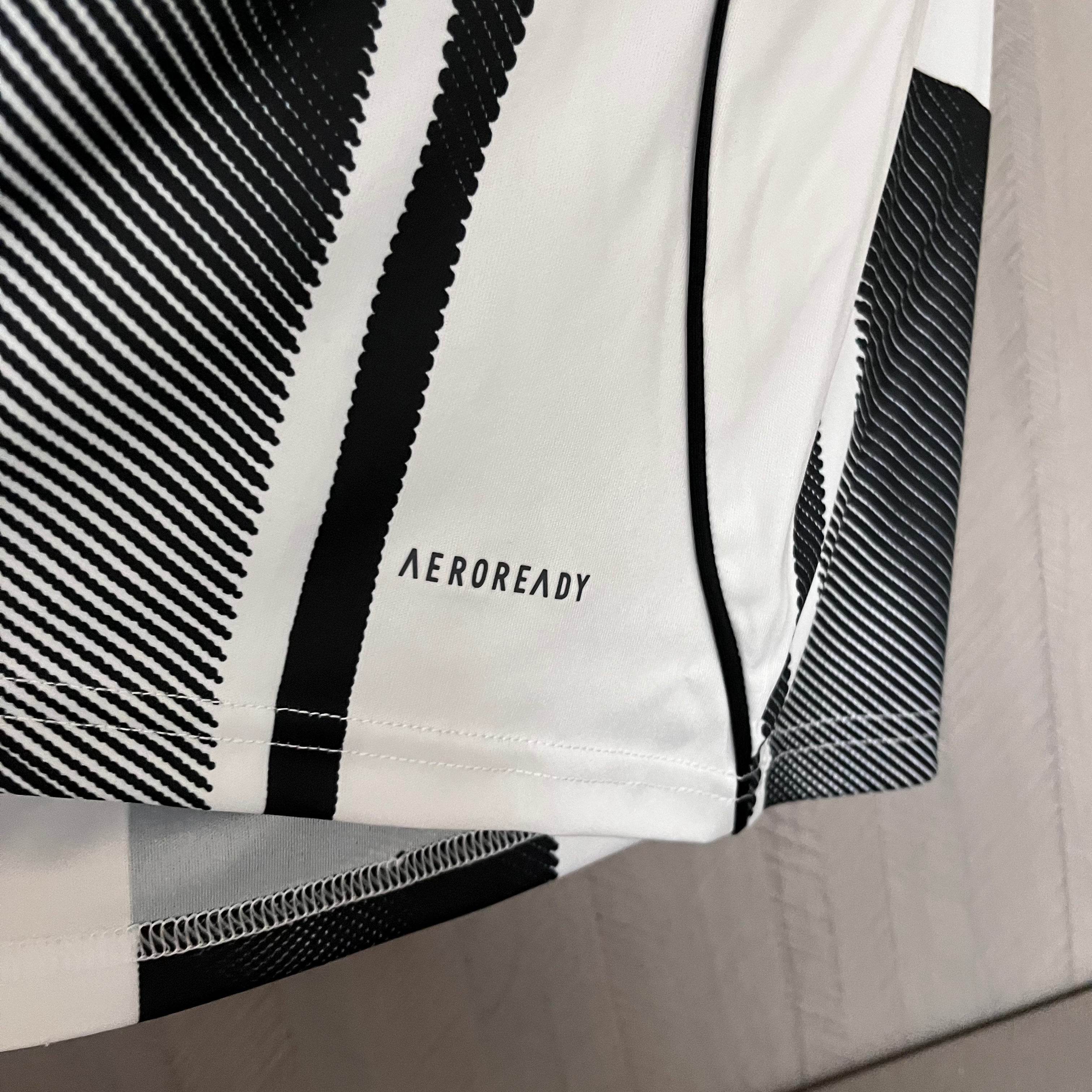 Camisa Juventus Home 25/26