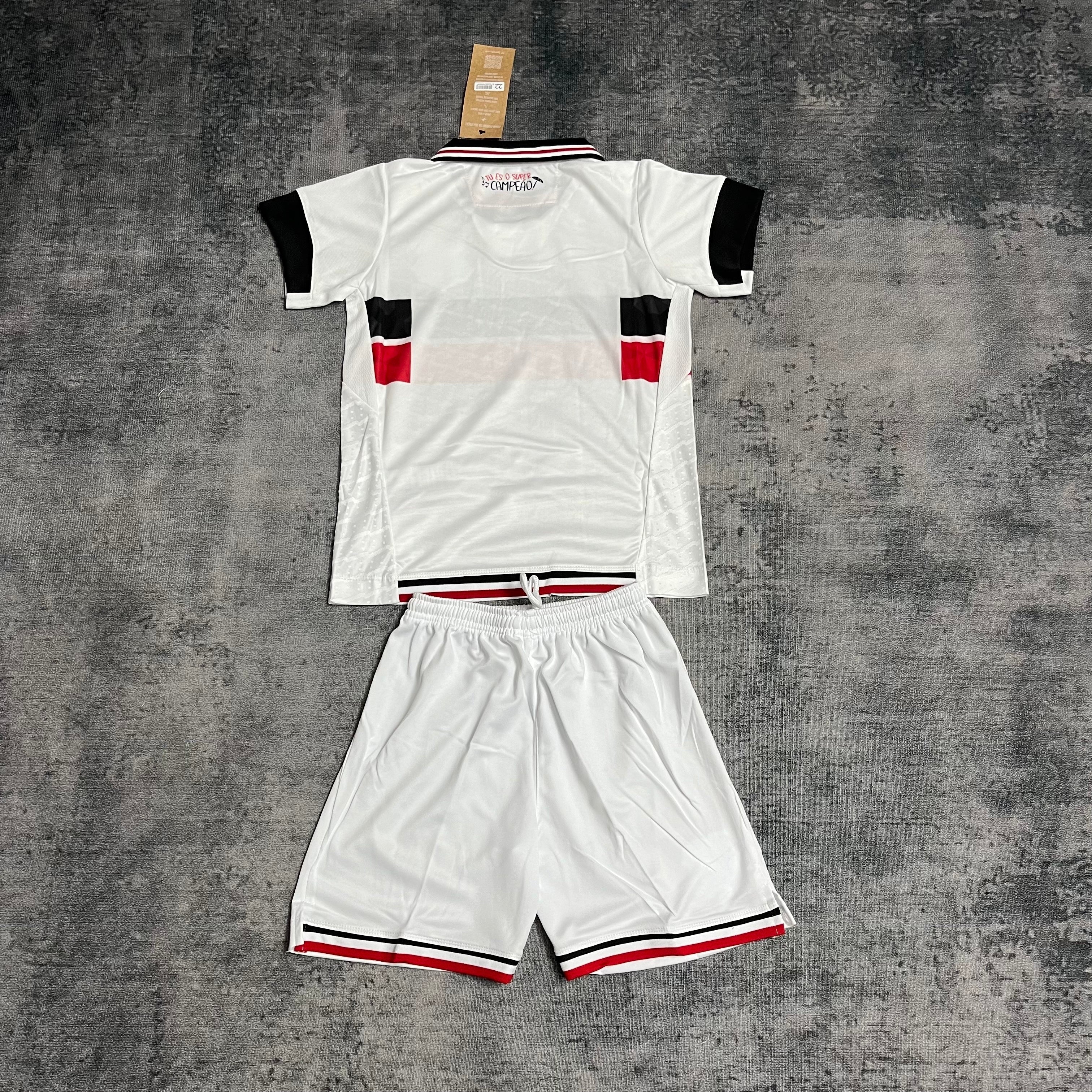 Kit Infantil Santa Cruz Visitante 25/26